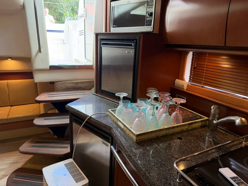 Slide: The Image of Sea Ray 380 Sundancer 2007 - 20