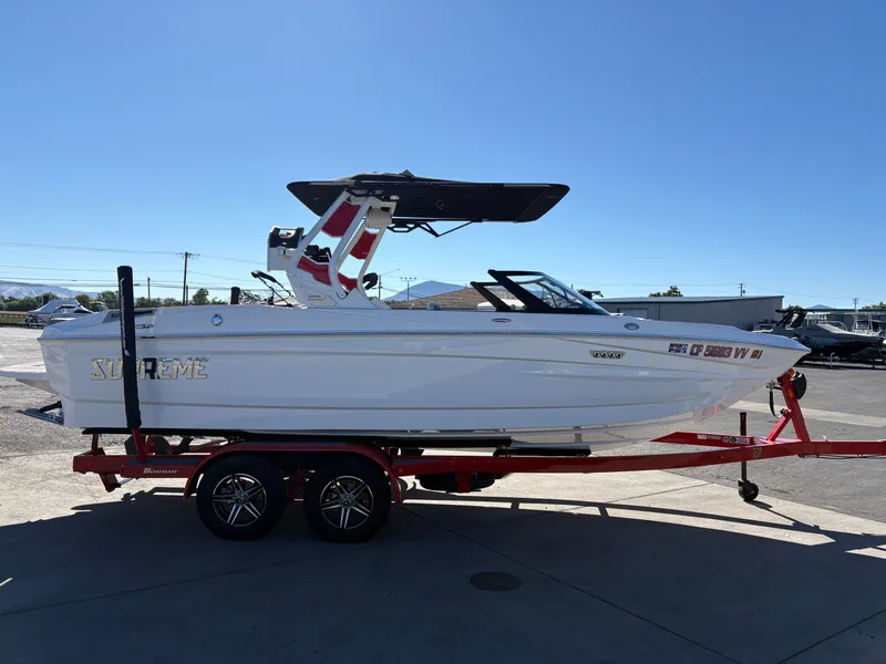 Slide: The Image of Supreme S220 2023 - 8