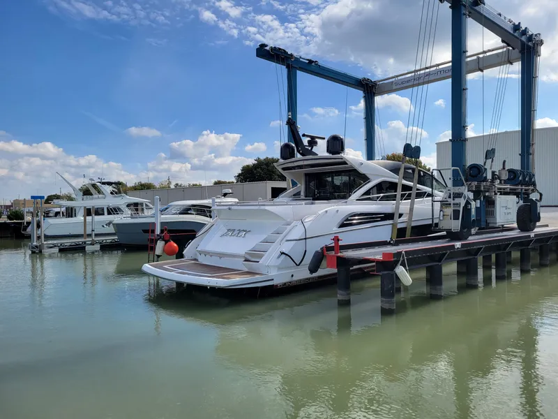 Slide: The Image of Sunseeker 68 Predator 2014 - 18