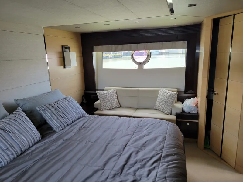 Slide: The Image of Sunseeker 68 Predator 2014 - 20