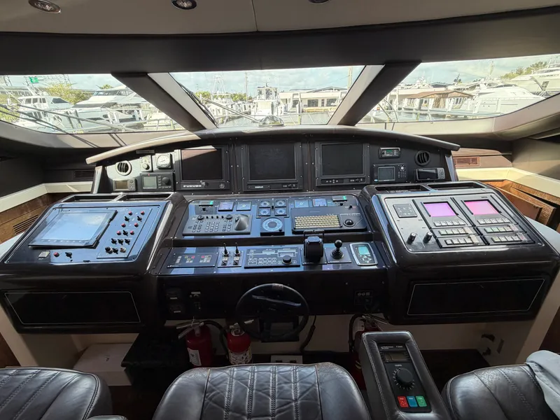 Slide: The Image of Mangusta 92 2005 - 14