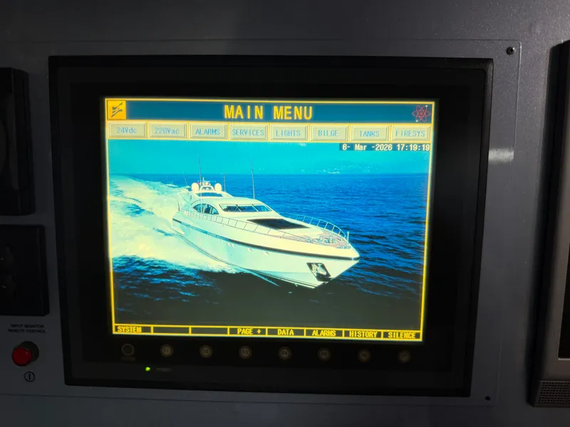 Slide: The Image of Mangusta 92 2005 - 17