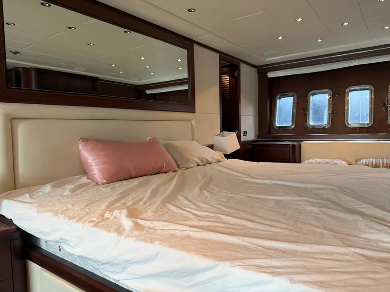 Slide: The Image of Mangusta 92 2005 - 26