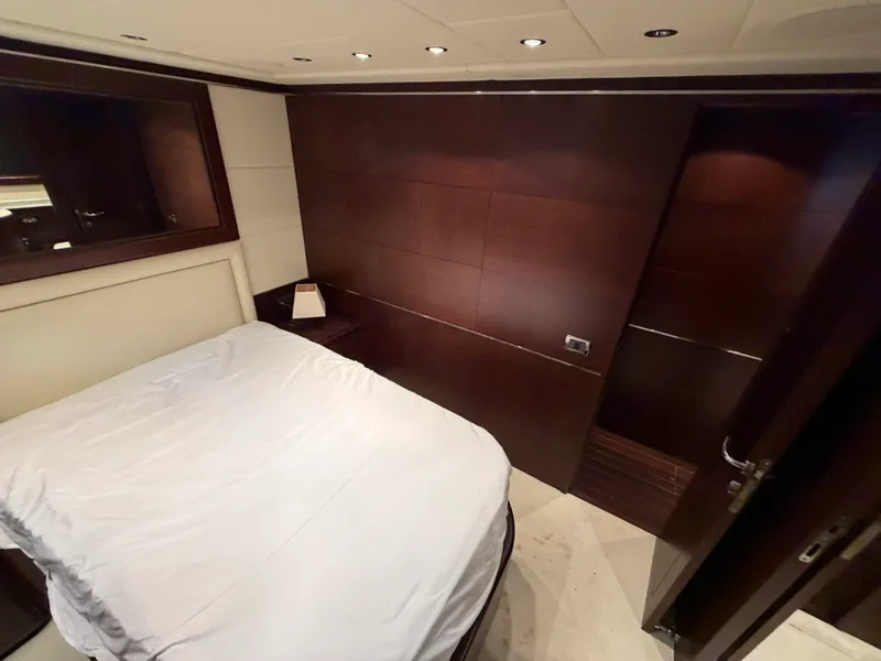 Slide: The Image of Mangusta 92 2005 - 31