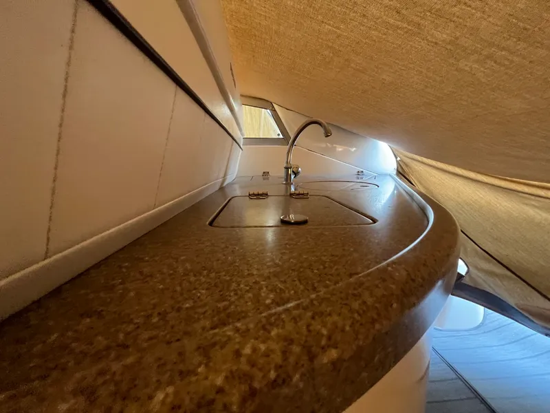 Slide: The Image of Rinker 342 Fiesta Vee 2006 - 10