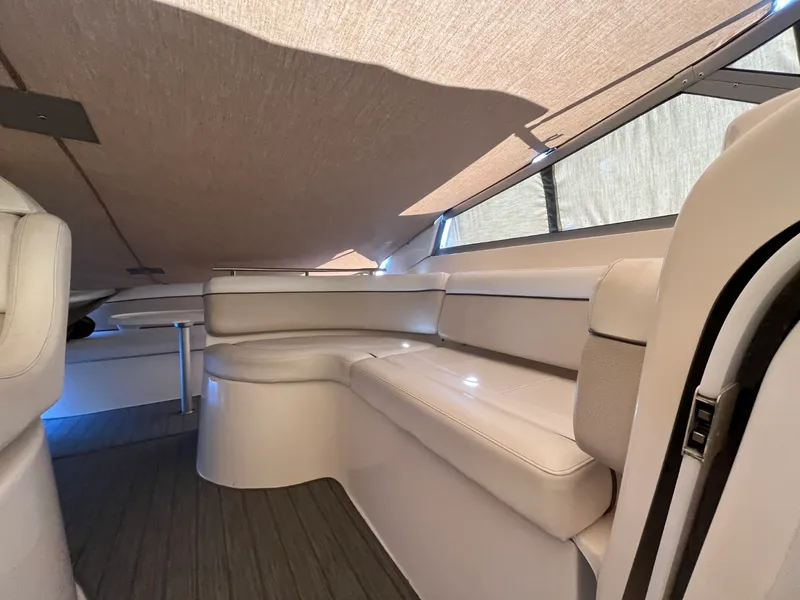 Slide: The Image of Rinker 342 Fiesta Vee 2006 - 8