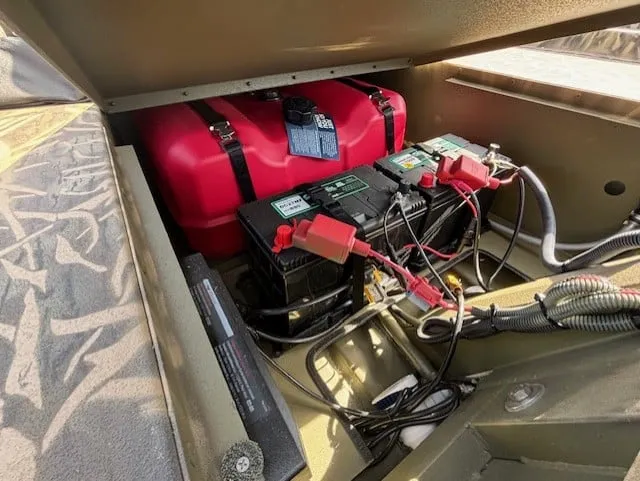 Slide: The Image of Crestliner 1700 Storm 2023 - 21