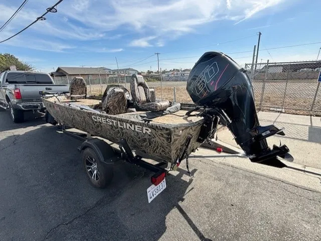 Slide: The Image of Crestliner 1700 Storm 2023 - 24