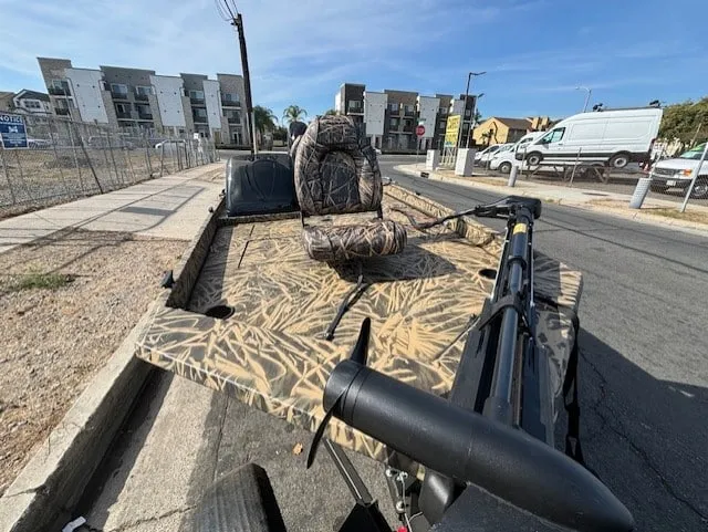 Slide: The Image of Crestliner 1700 Storm 2023 - 3