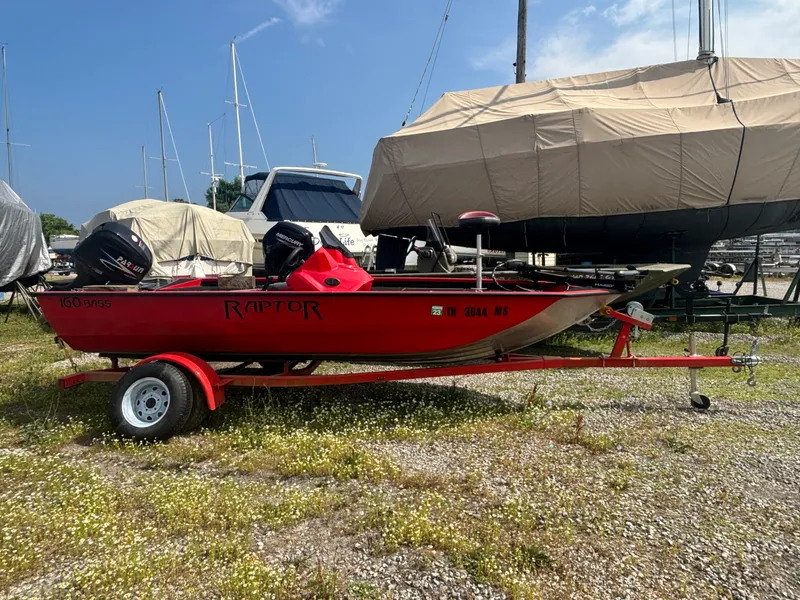 Slide: The Image of Raptor 160 Bass 2020 - 10