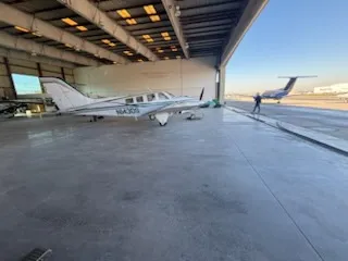 Slide: The Image of Beechcraft 58P Baron 1981 - 24