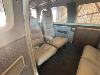 Slide: The Image of Beechcraft 58P Baron 1981 - 27