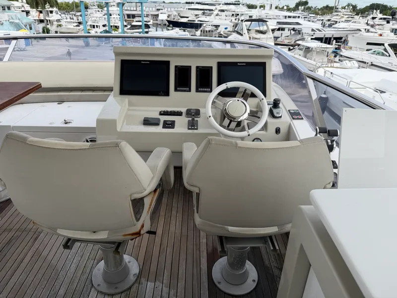 The Image of Azimut 72 Fly Bridge 2017 - 0