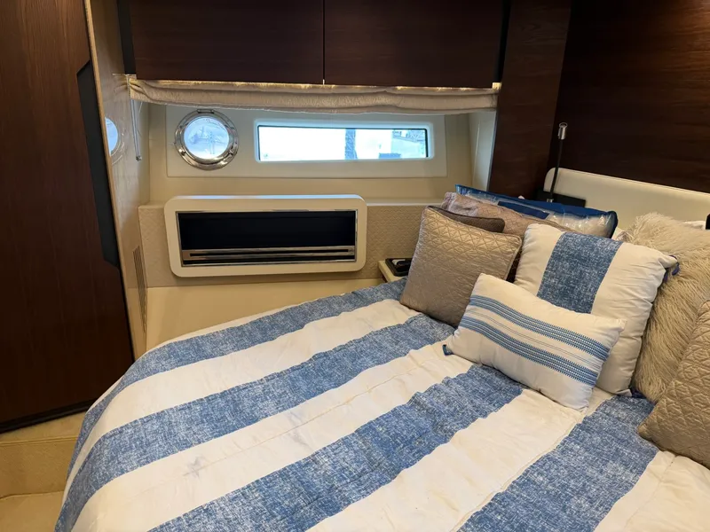 Slide: The Image of Azimut 72 Fly Bridge 2017 - 39