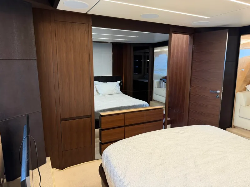 Slide: The Image of Azimut 72 Fly Bridge 2017 - 49