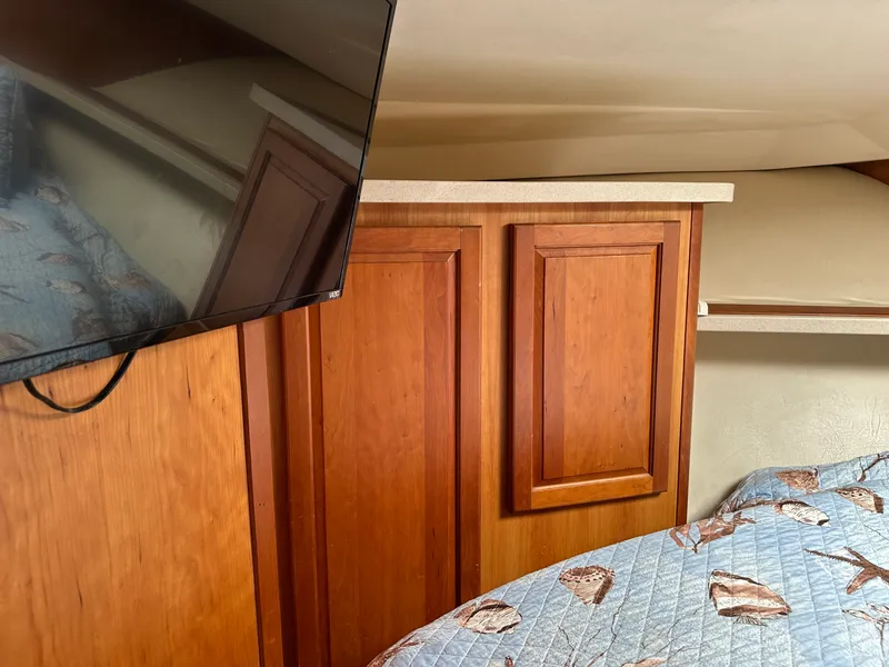 Slide: The Image of Luhrs 40 Convertible 2003 - 22