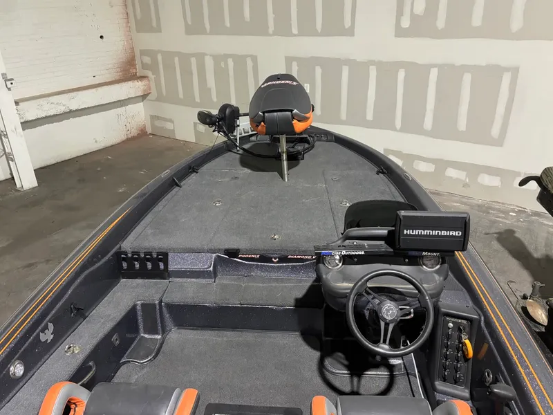 Slide: The Image of Phoenix Bass Boat 819 Pro 2021 - 19