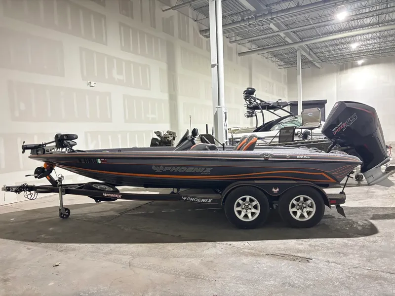 Slide: The Image of Phoenix Bass Boat 819 Pro 2021 - 6