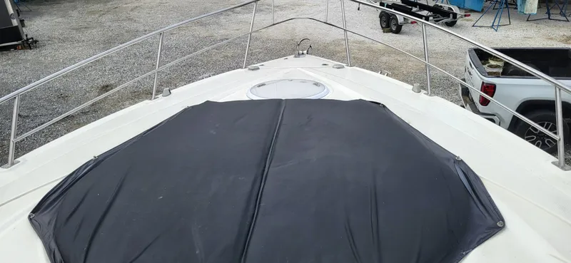 Slide: The Image of Cruisers Yachts 330 2008 - 13