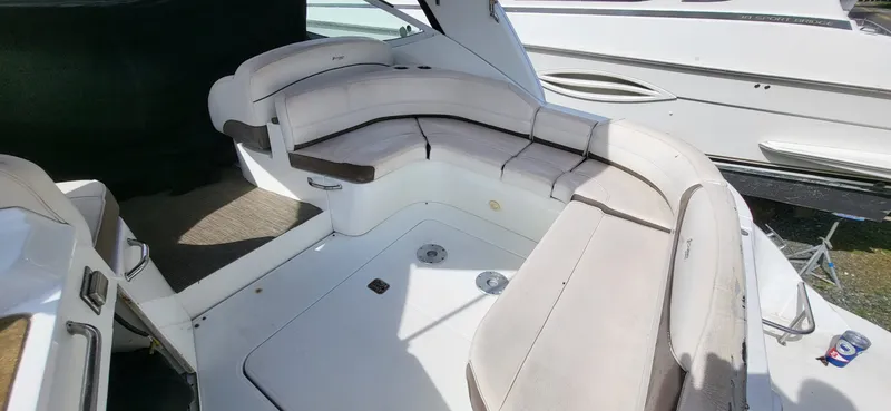 Slide: The Image of Cruisers Yachts 330 2008 - 2