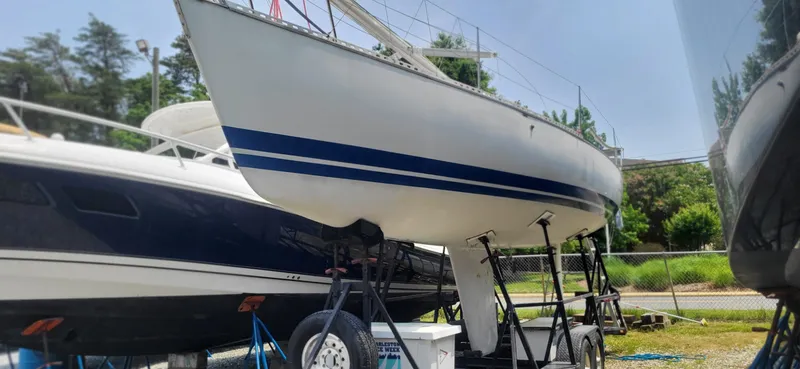 Slide: The Image of Beneteau First Class 10 1983 - 11