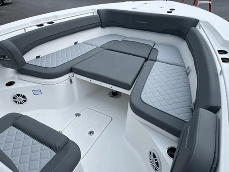 Slide: The Image of NauticStar 292 Legacy 2025 - 11