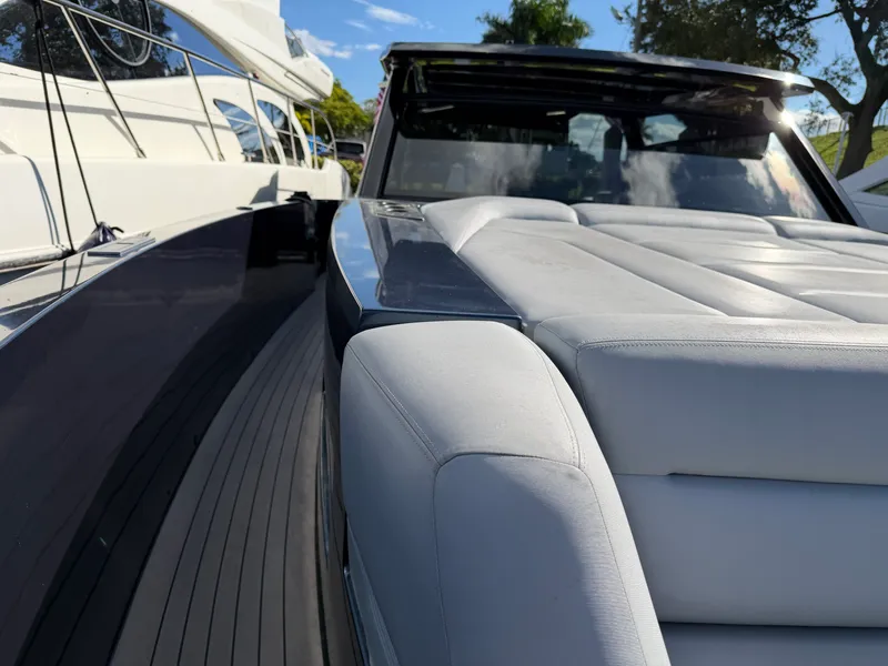 Slide: The Image of Vanquish VQ 45 2022 - 15