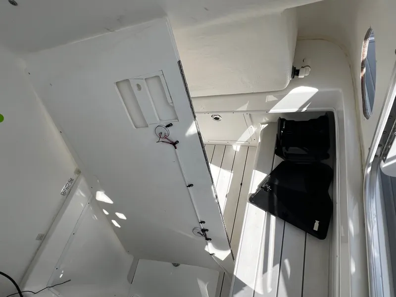 Slide: The Image of Cape Horn Yachts 34XS 2023 - 17