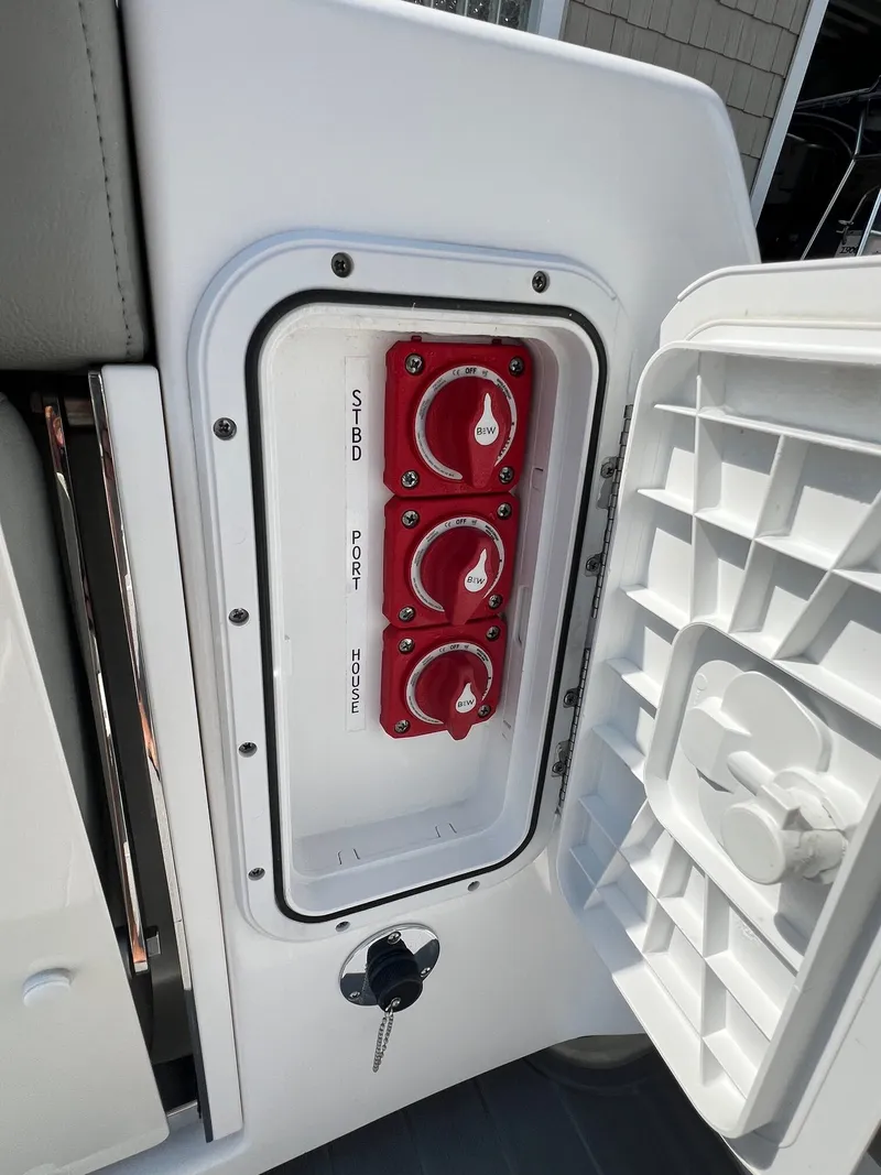 Slide: The Image of Cape Horn Yachts 34XS 2023 - 28