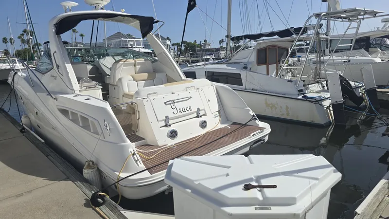 Slide: The Image of Sea Ray 350 Sundancer 2010 - 6