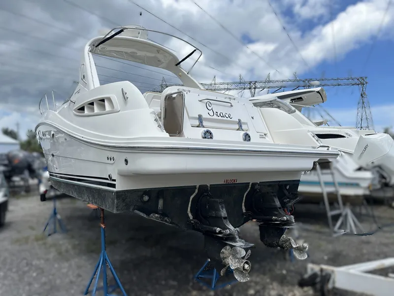 Slide: The Image of Sea Ray 350 Sundancer 2010 - 8