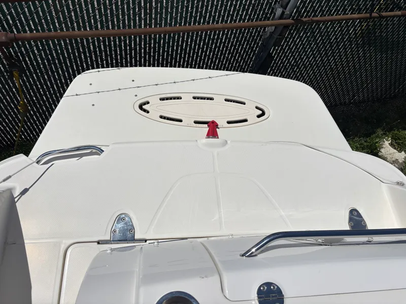 Slide: The Image of Sea Ray 260 Sundancer 2013 - 11