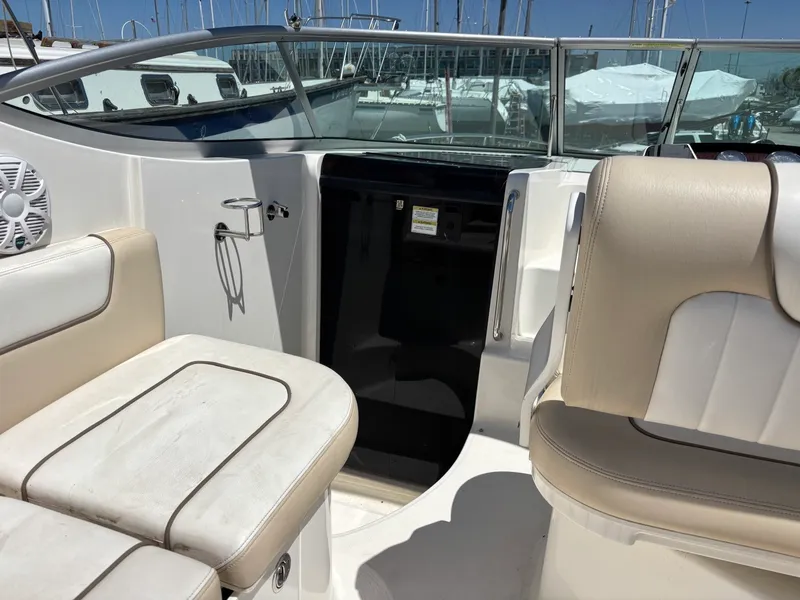 Slide: The Image of Sea Ray 260 Sundancer 2013 - 14