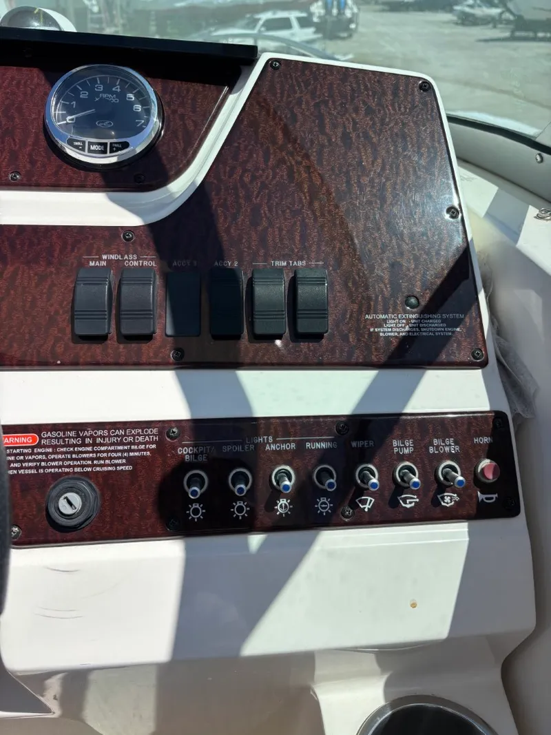 Slide: The Image of Sea Ray 260 Sundancer 2013 - 21