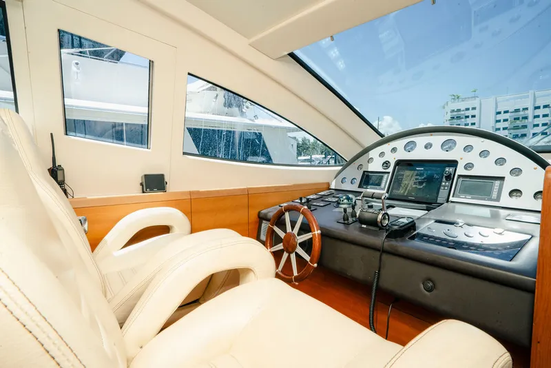 Slide: The Image of Aicon 64 M/Y 2006 - 30