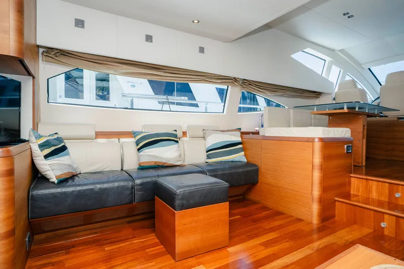 Slide: The Image of Aicon 64 M/Y 2006 - 44