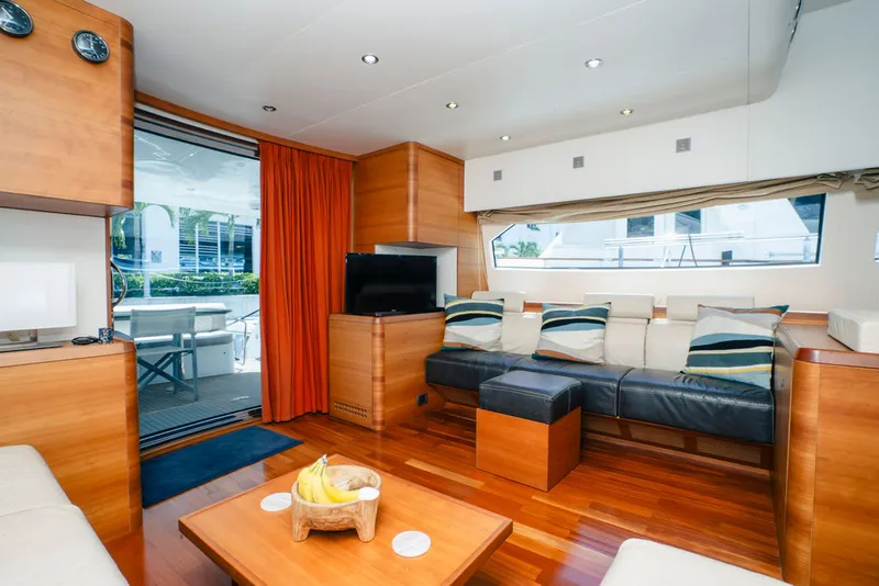 Slide: The Image of Aicon 64 M/Y 2006 - 46