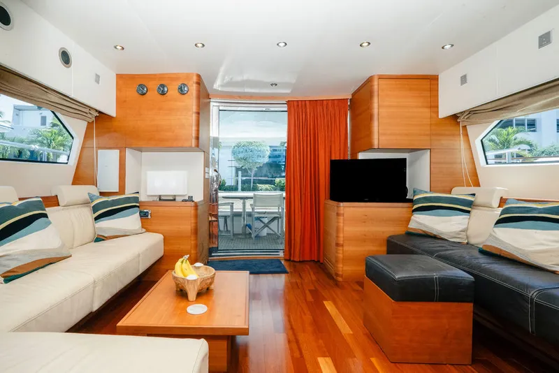 Slide: The Image of Aicon 64 M/Y 2006 - 47