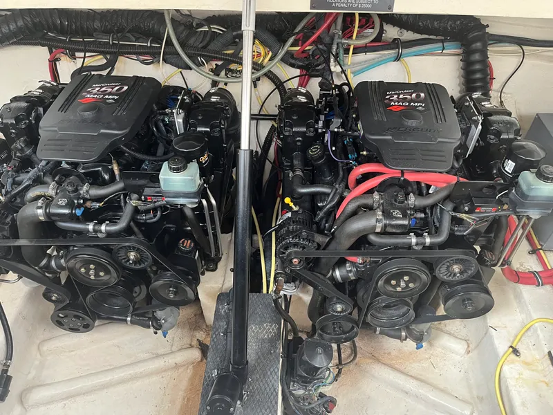 Slide: The Image of Chaparral 310 Signature 2003 - 8