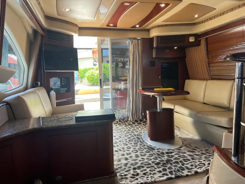 The Image of Sea Ray 44 Sedan Bridge 2006 - 0