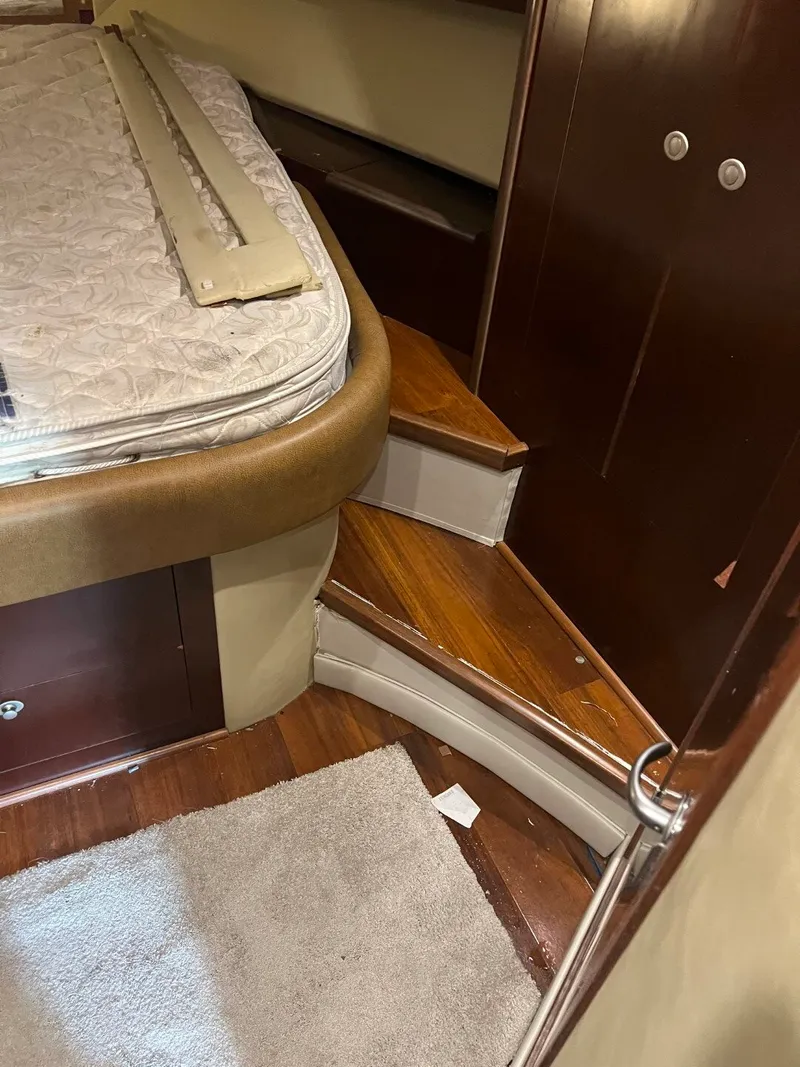 Slide: The Image of Sea Ray 44 Sedan Bridge 2006 - 13