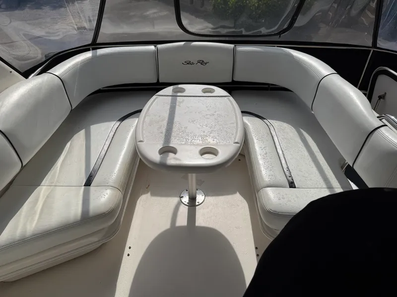 Slide: The Image of Sea Ray 44 Sedan Bridge 2006 - 21