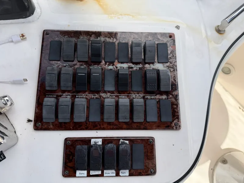 Slide: The Image of Sea Ray 44 Sedan Bridge 2006 - 23