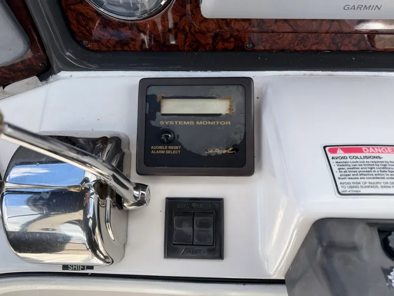 Slide: The Image of Sea Ray 44 Sedan Bridge 2006 - 26