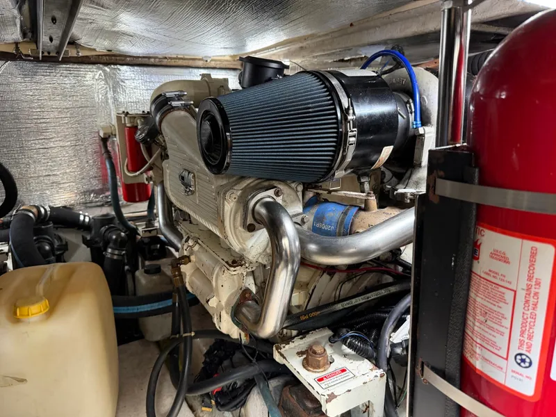 Slide: The Image of Sea Ray 44 Sedan Bridge 2006 - 27