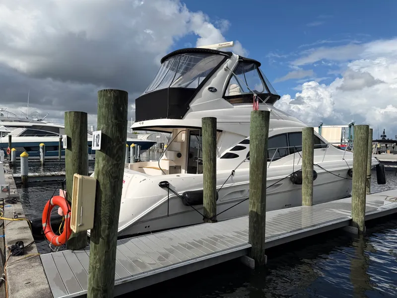 Slide: The Image of Sea Ray 44 Sedan Bridge 2006 - 5