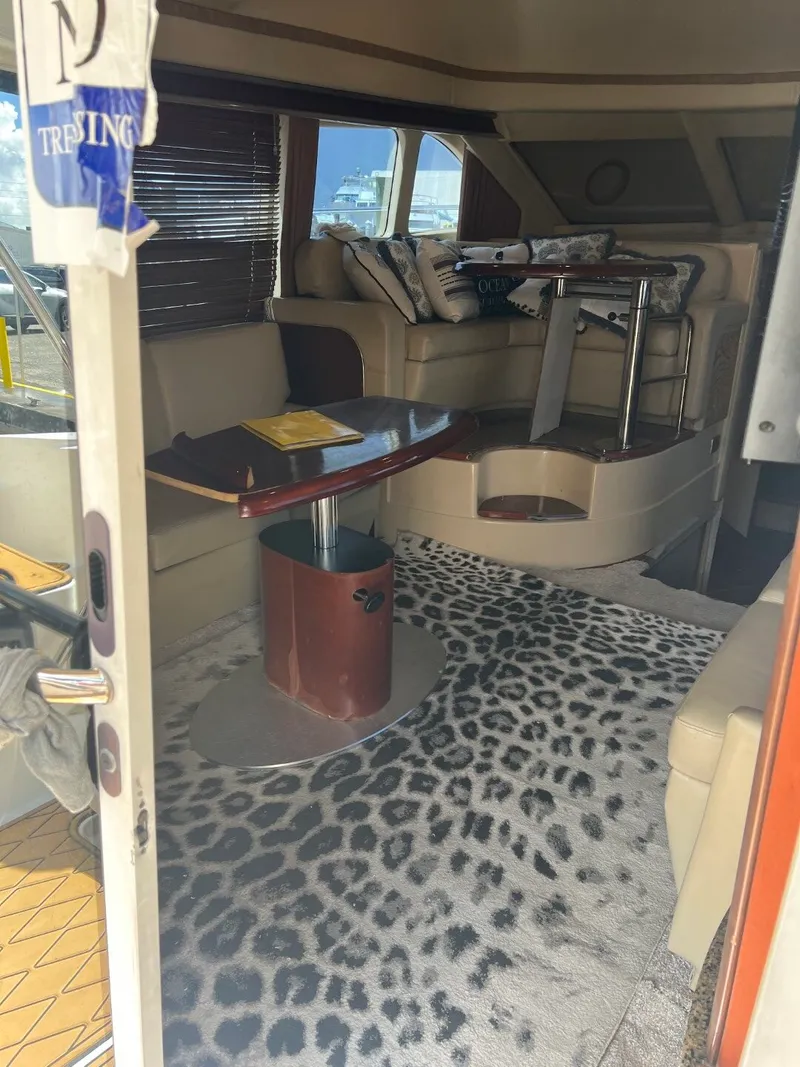 Slide: The Image of Sea Ray 44 Sedan Bridge 2006 - 8