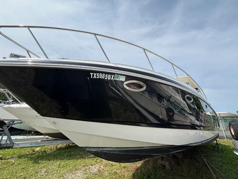 Slide: The Image of Chaparral 370 Signature 2013 - 6