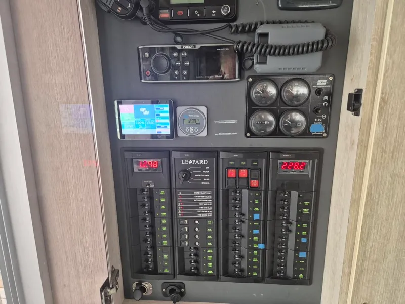 Slide: The Image of Robertson & Caine Leopard 58 2018 - 17