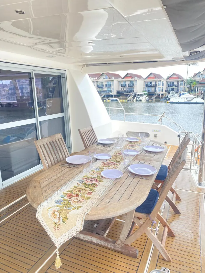 Slide: The Image of Robertson & Caine Leopard 58 2018 - 2